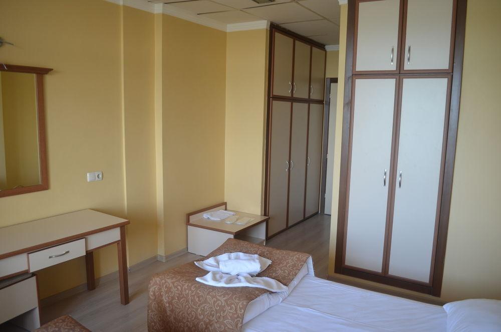 Ayvalik Palas Hotel Exterior foto