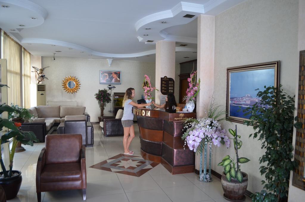 Ayvalik Palas Hotel Exterior foto
