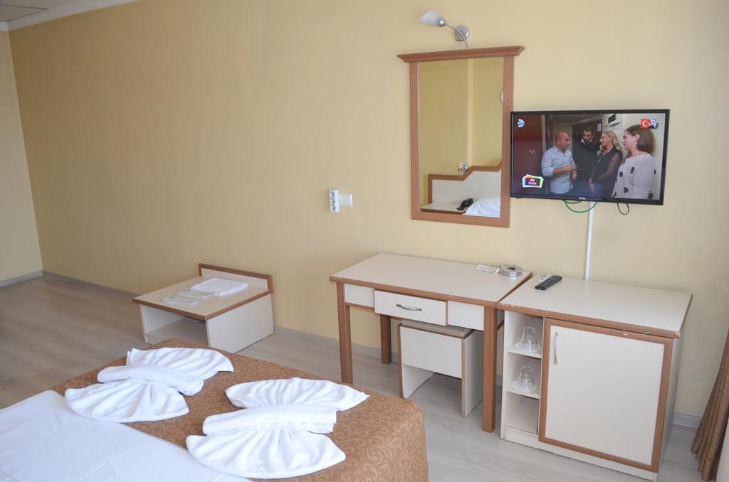 Ayvalik Palas Hotel Exterior foto